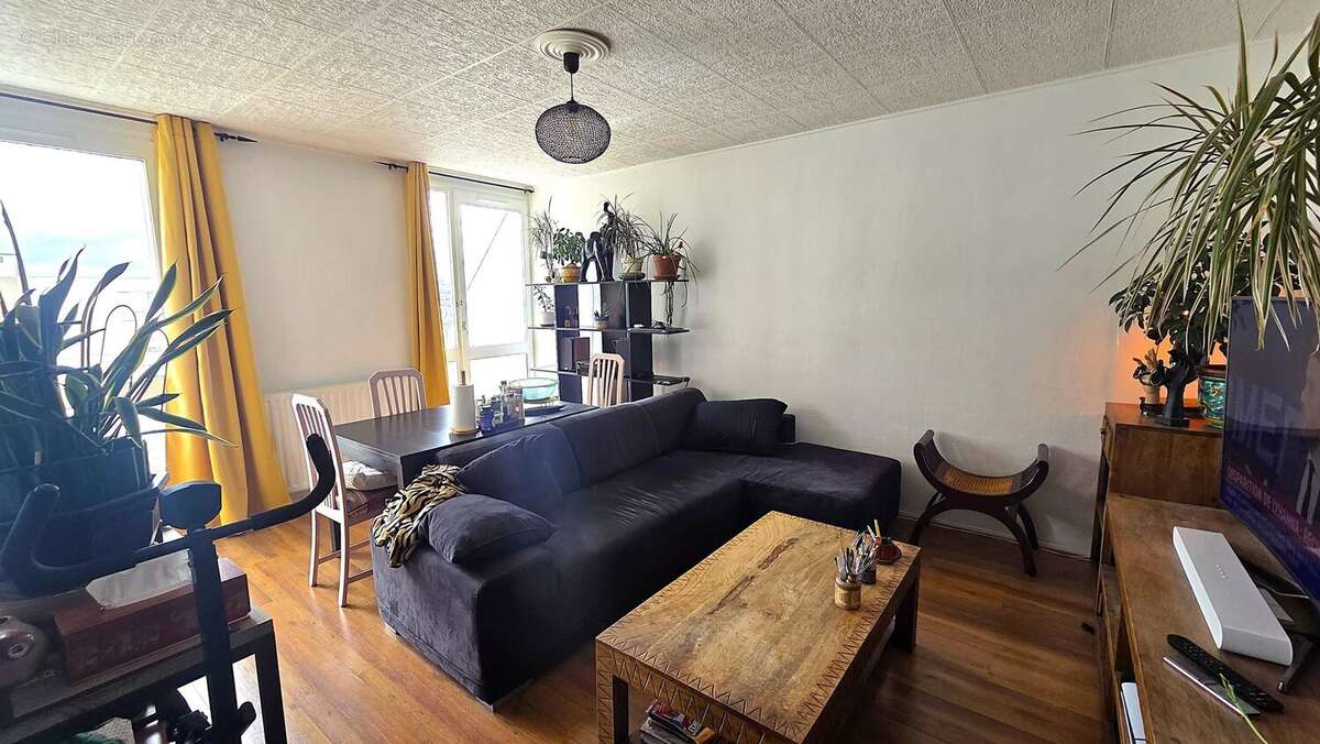 Appartement à NEUILLY-SUR-MARNE