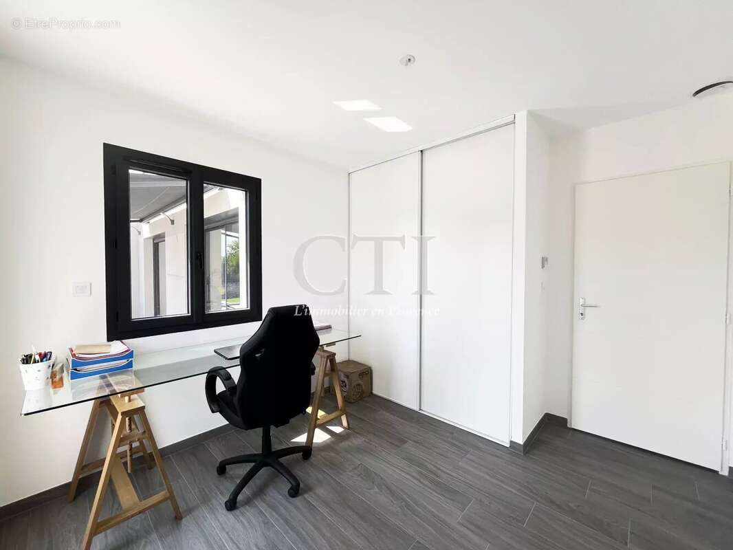 Maison à VAISON-LA-ROMAINE