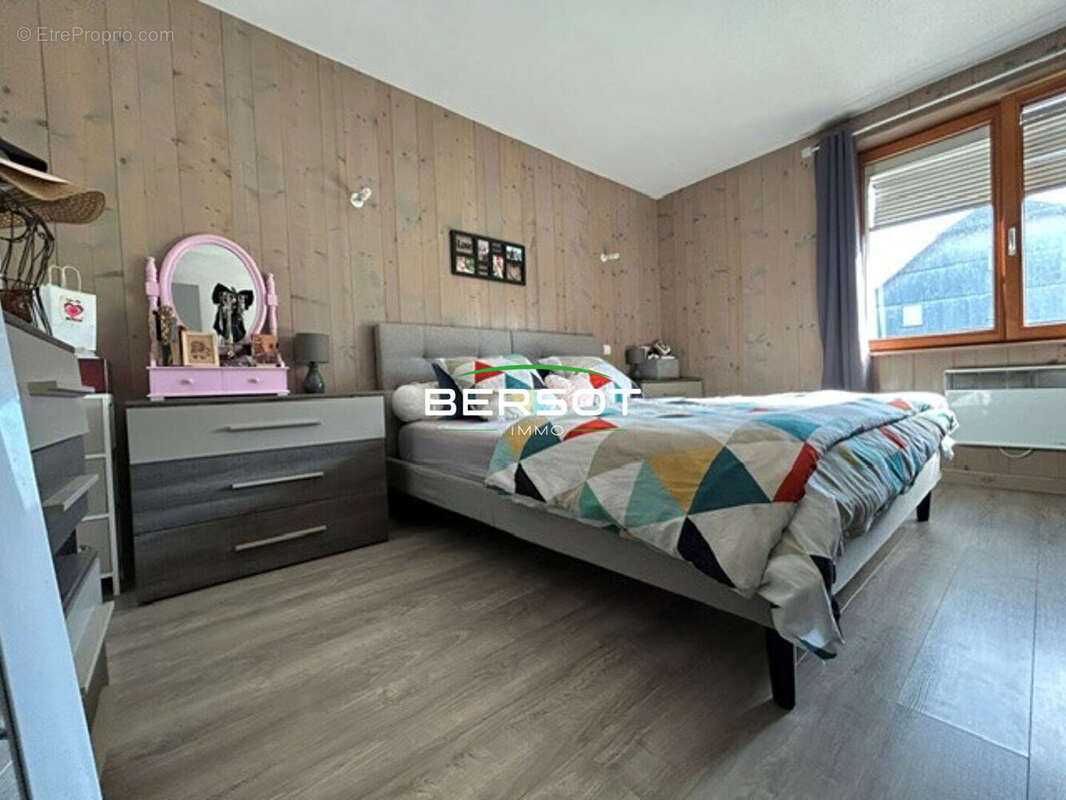 Appartement à MONTLEBON