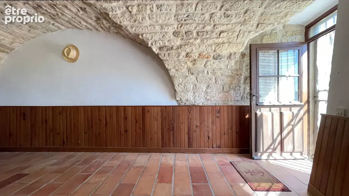 À 10 min d’Uzès, maison de village à réinventer avec terrasse panoramique - photo 19