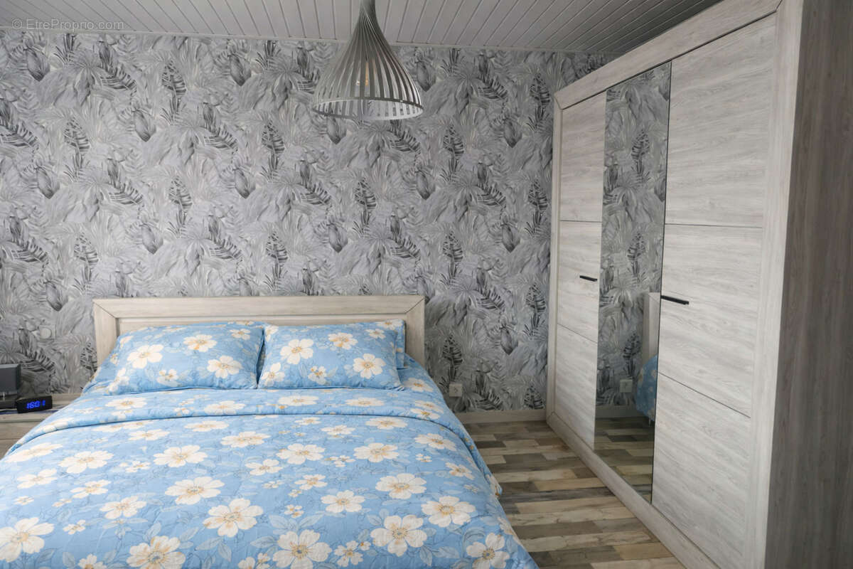  pirey – maison 135 m² + grands espaces de rangement + 3 studios loués – 990 €/mois – 350 000 € - photo 5