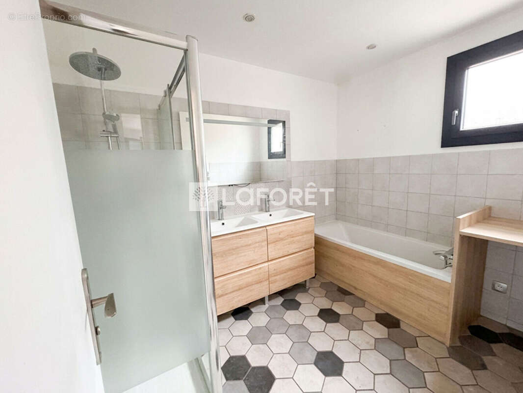 ROUEN Mont Gargan - Maison familiale 4 chambres - garage - terrasse - jardin - photo 7