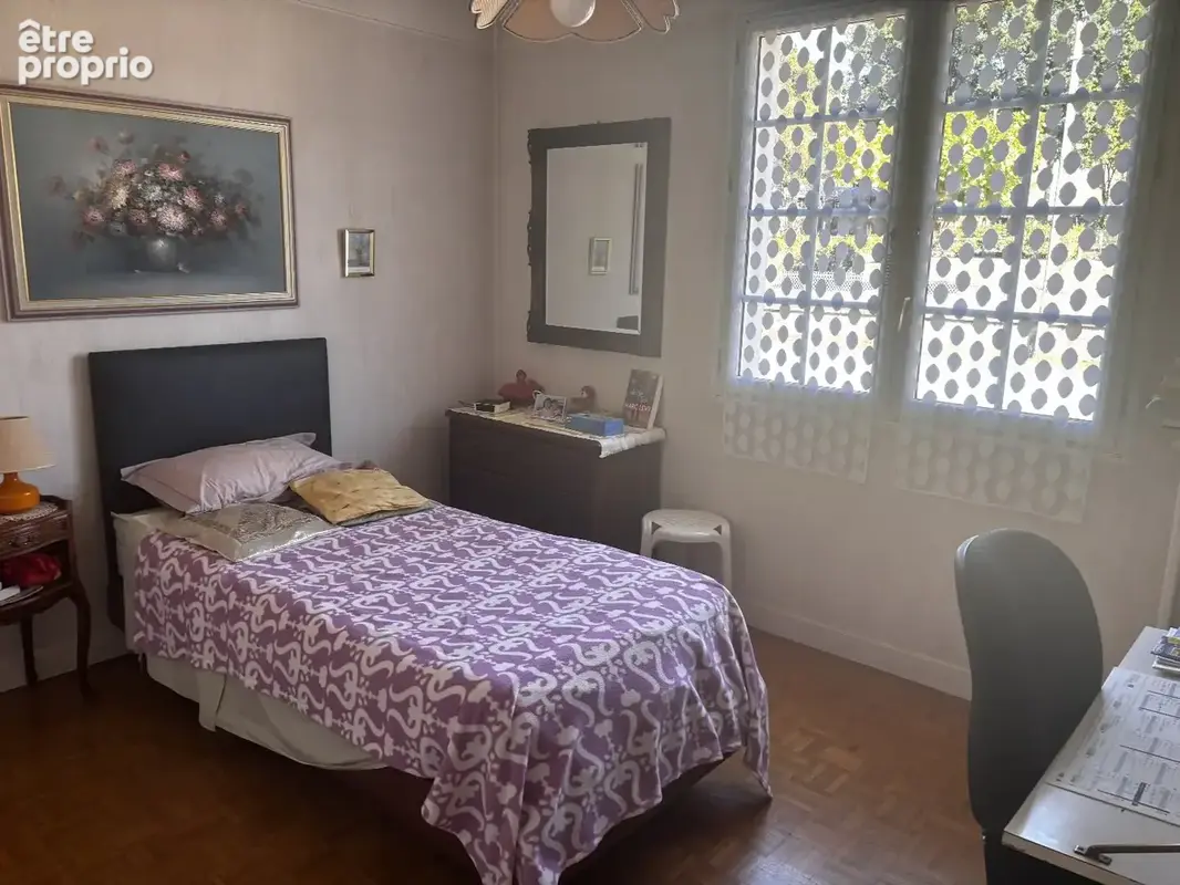 Maison - 4 chambres avec appartment, Piscine, Hanger, garage, Terrain - 6040 m2 - photo 6