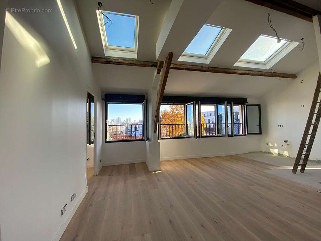 Appartement à NANTERRE