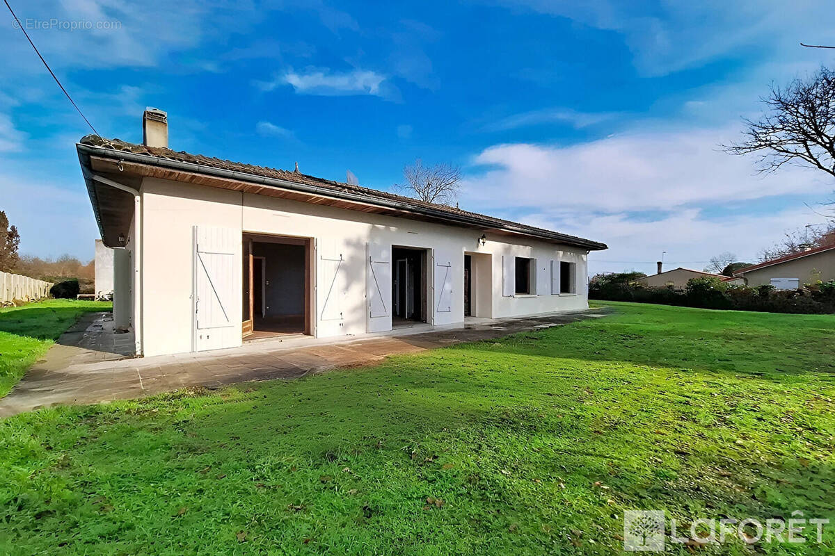 Maison à CUBZAC-LES-PONTS