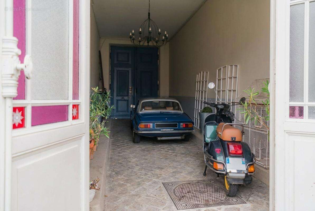 Maison 300 m² à Melun  - photo 3