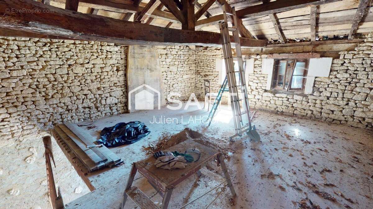 Photo 8 - Maison à VILLARS-LES-BOIS