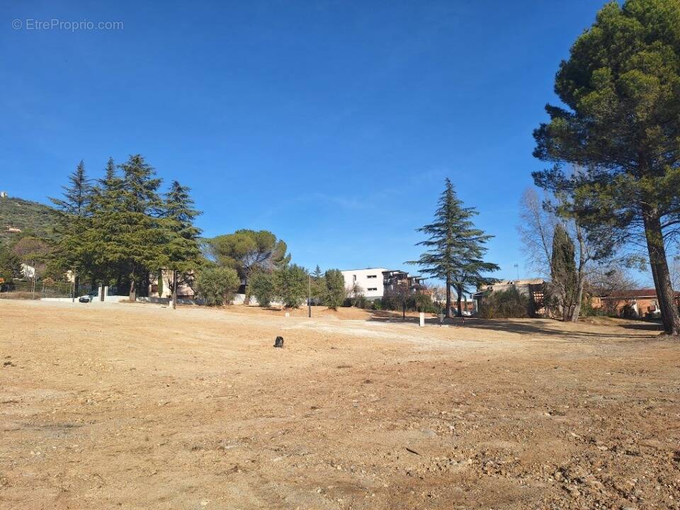Terrain à MANOSQUE
