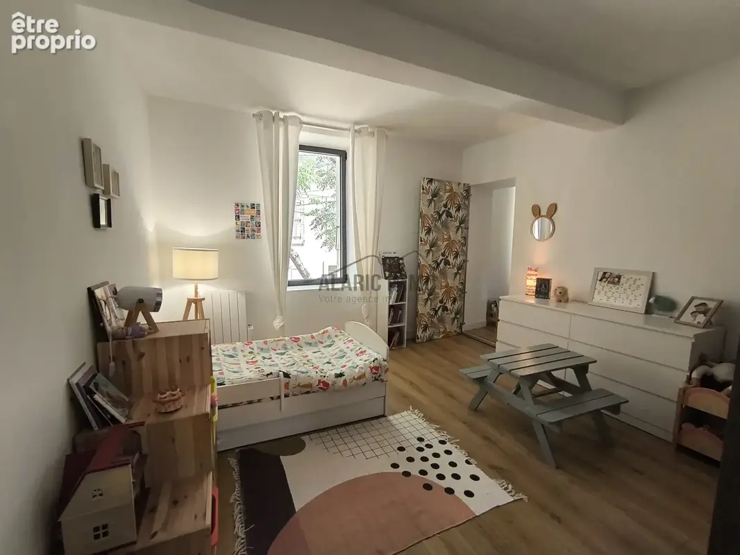 Superbe maison de charme avec double garage, terrasses, cave à vin... - photo 16