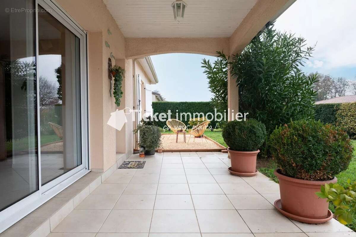 Maison à VILLENEUVE-SUR-LOT