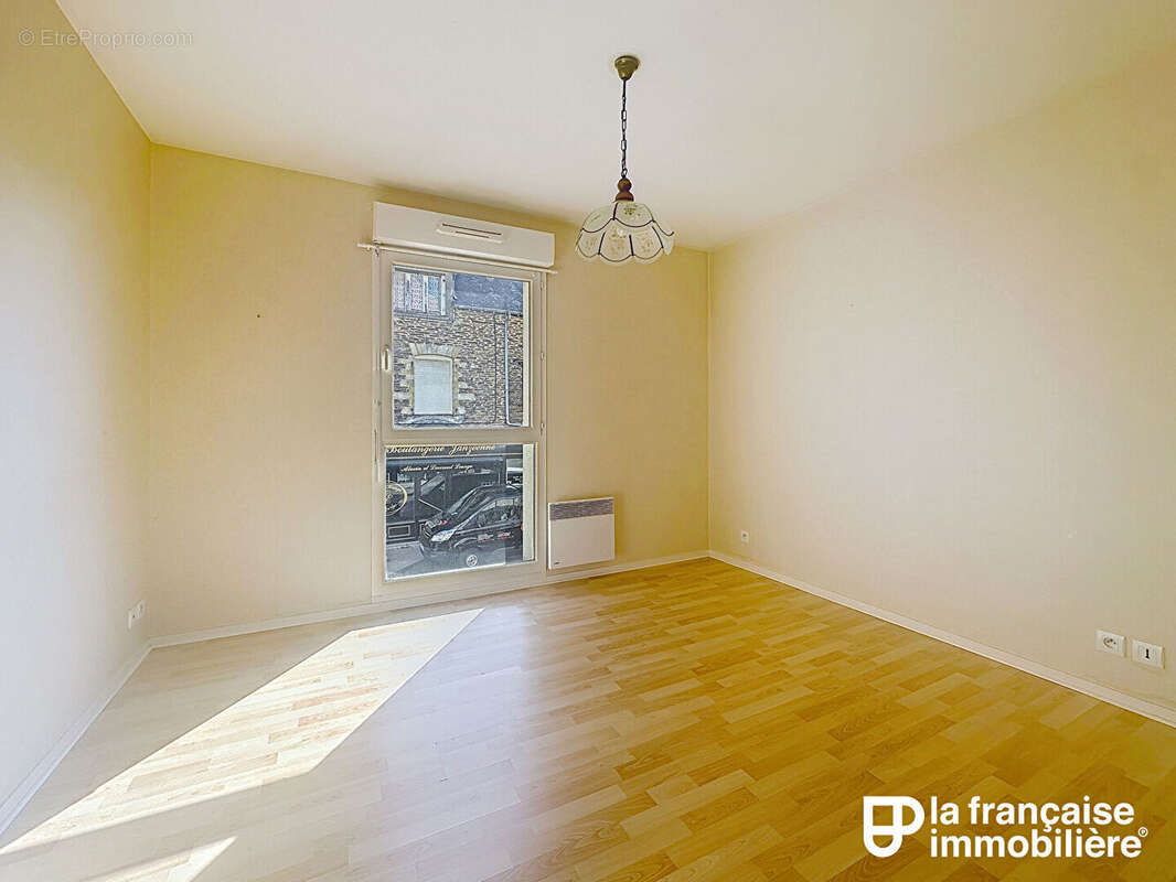 Appartement à JANZE