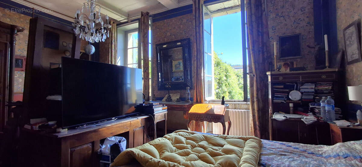 Maison à SAINT-PAUL-TROIS-CHATEAUX