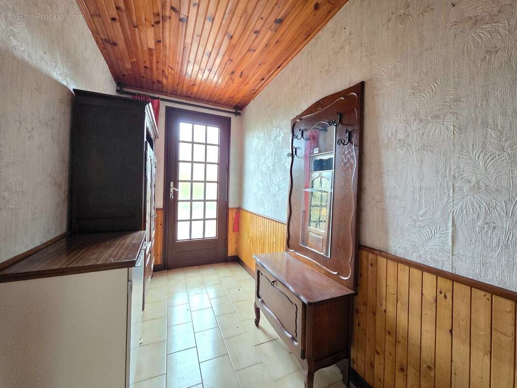 Maison à BRAGNY-SUR-SAONE