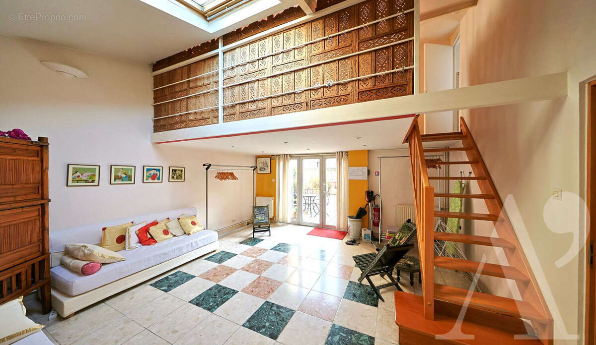 Appartement à LE BOURGET