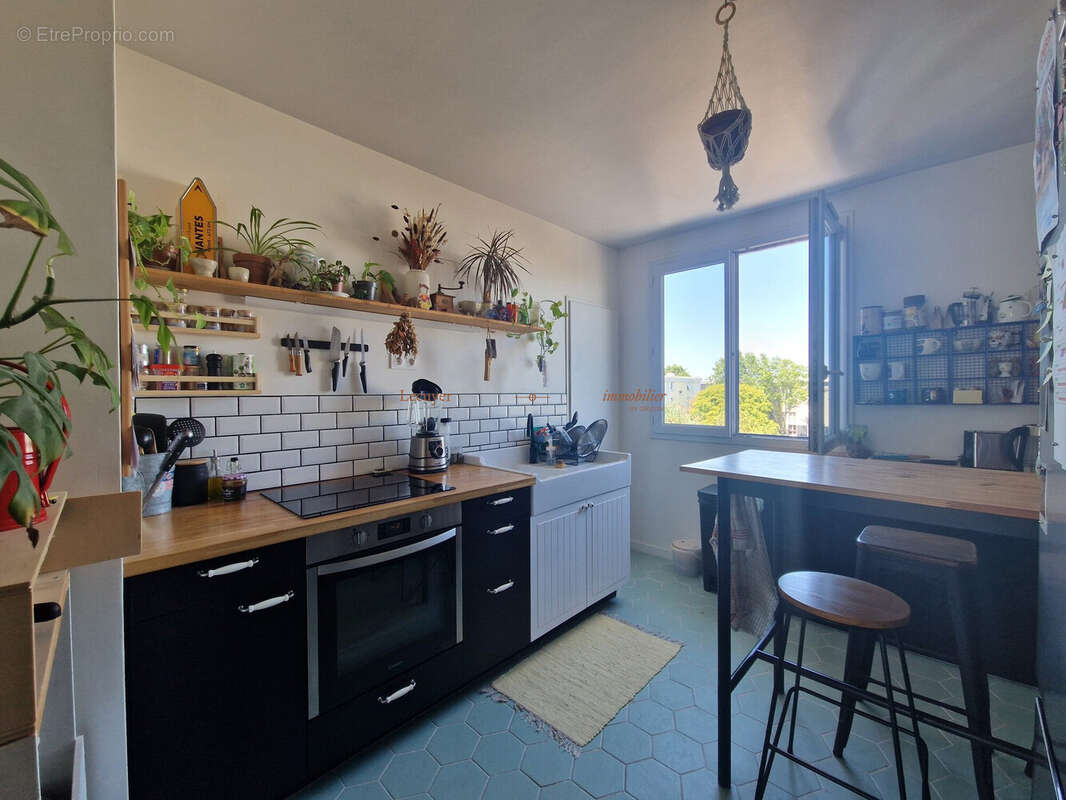 Appartement 61 m² à Reze  - photo 5