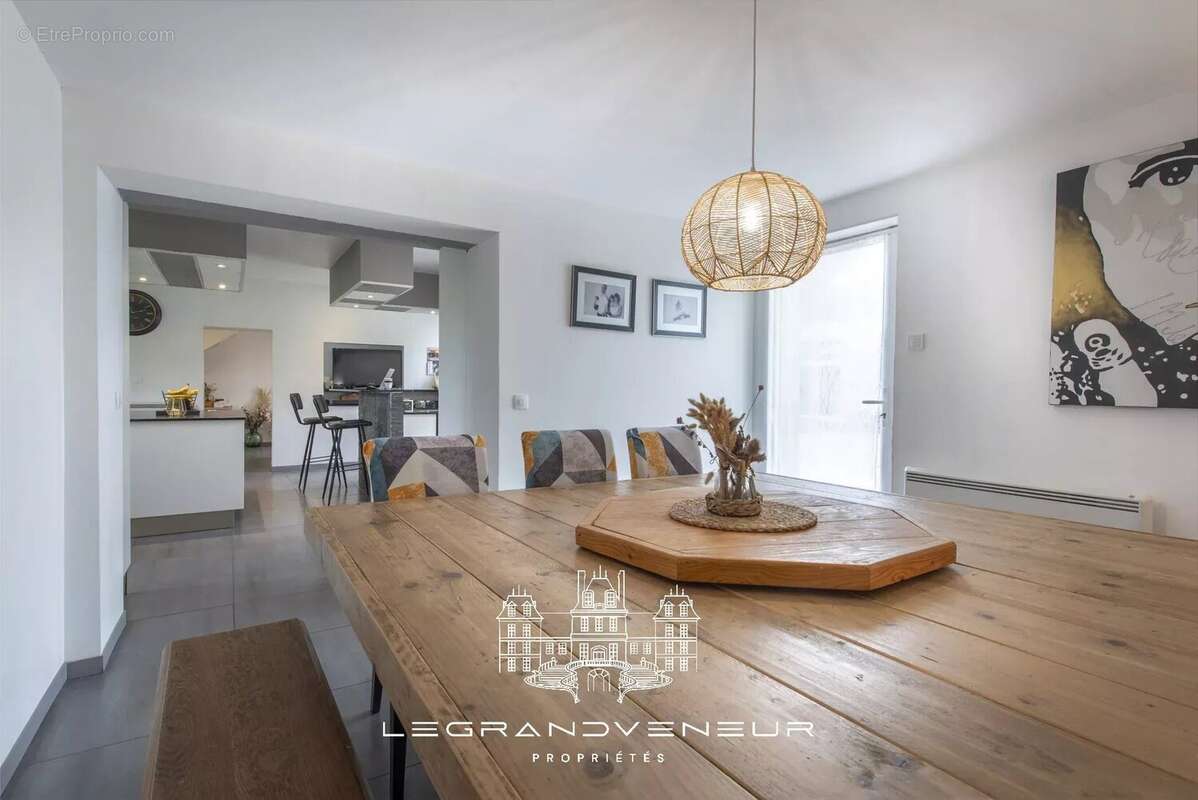 Maison à MALESHERBES