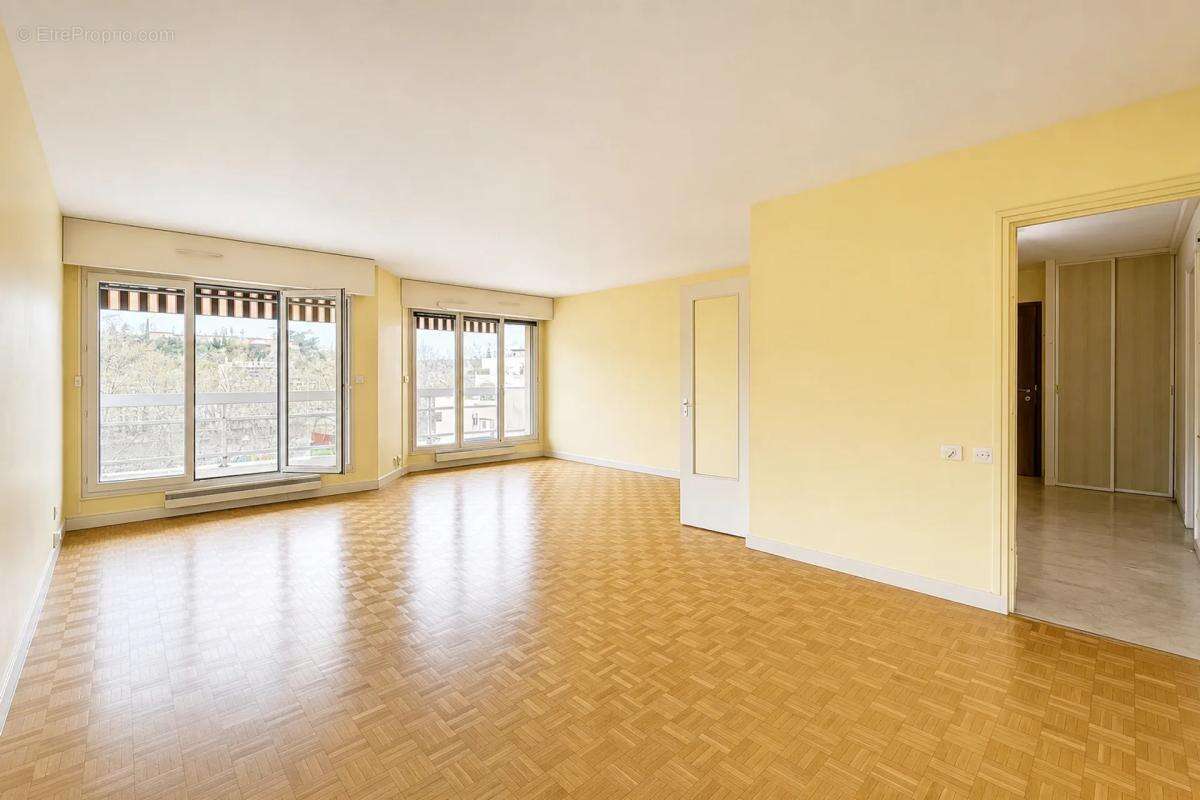 Lyon 4 - Appartement 126 m², terrasse, vue Saône, 1 garage - photo 2