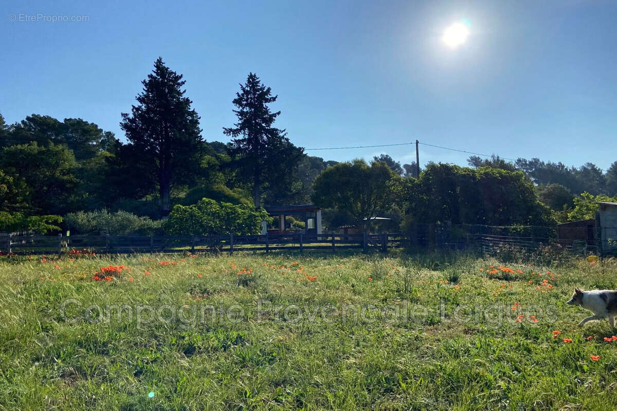Maison à VILLECROZE