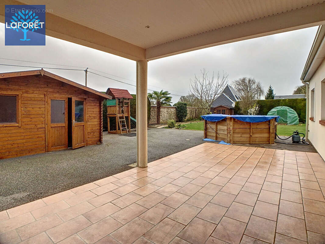 Maison à COURBEPINE