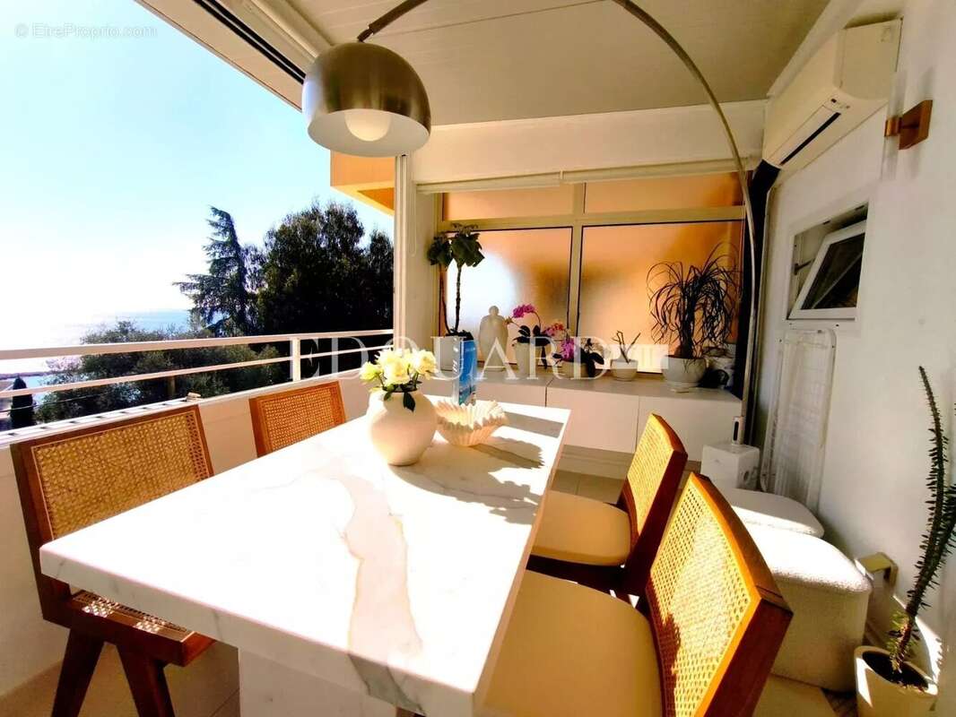 Appartement à MENTON