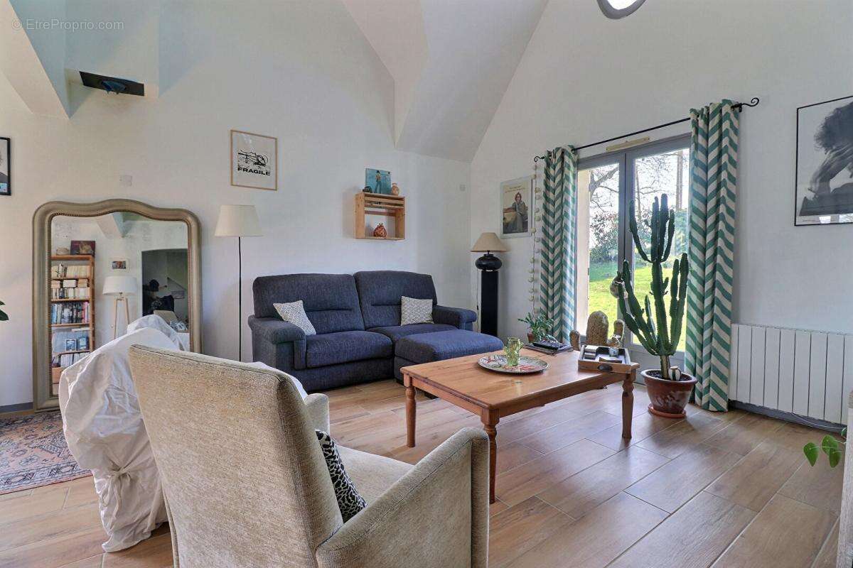 Maison à BOUCHEMAINE