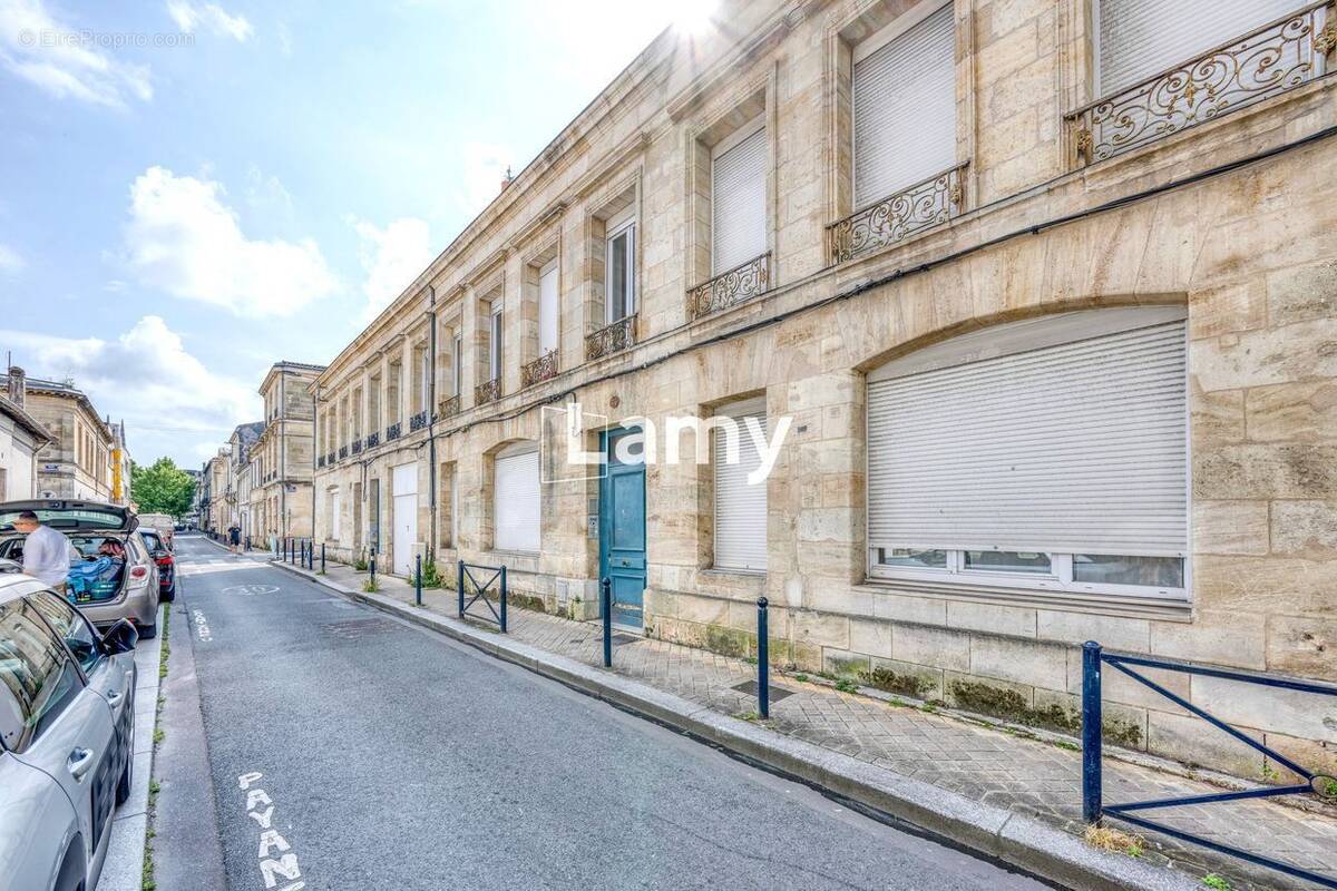 Appartement à BORDEAUX