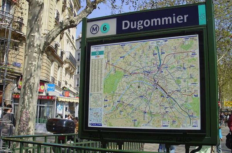 Dpt Paris (75),  À Paris 12ème Arrt, Studio de 18 m2 au calme sur cour - photo 2