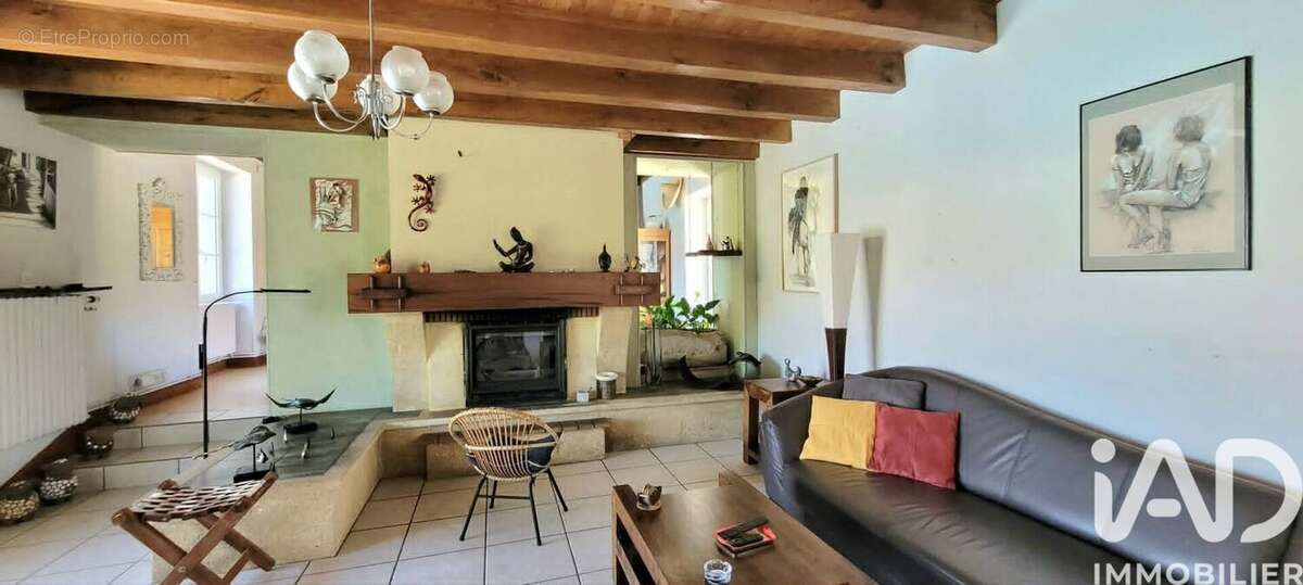 Photo 5 - Maison à BERUGES
