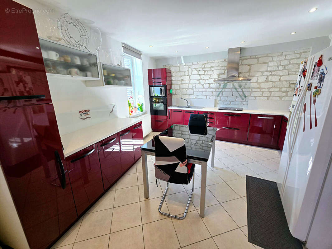 Maison à BARBEREY-SAINT-SULPICE