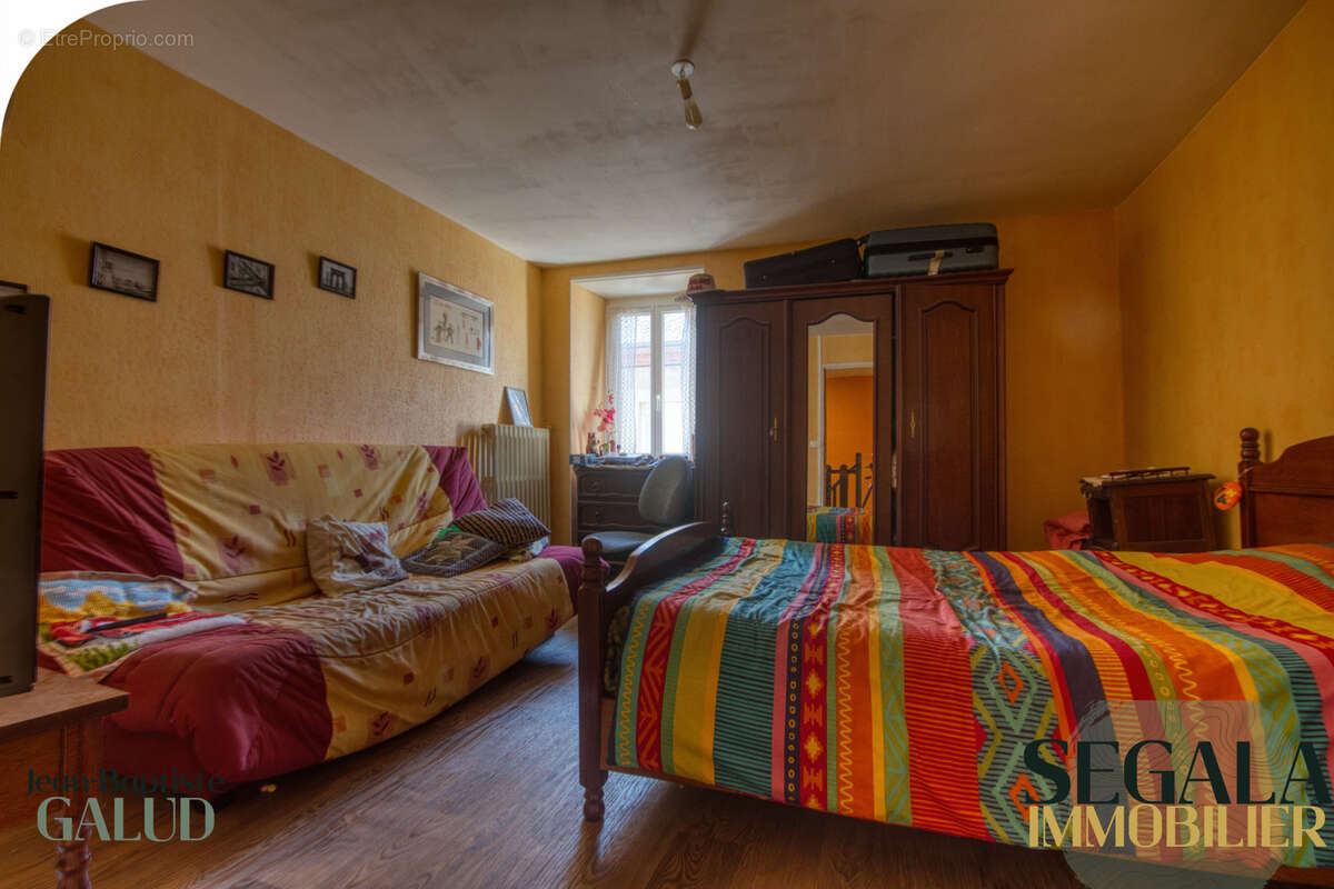 Maison à PAMPELONNE