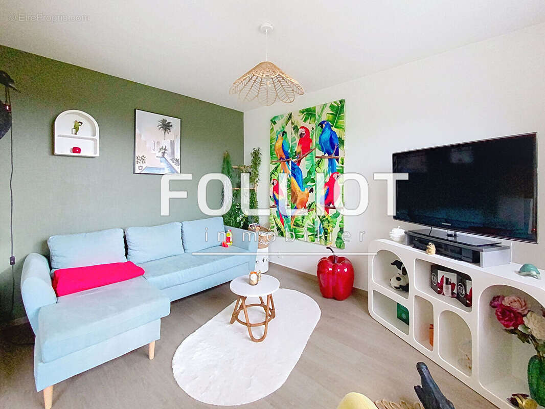 Appartement à FOUGERES