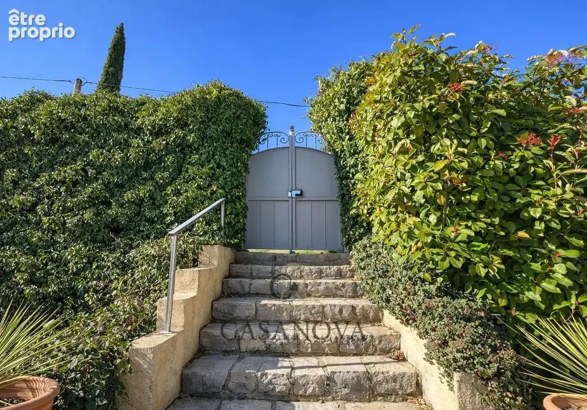 Maison familiale de plain-pied avec piscine et dépendance à Prades-le-Lez - photo 20
