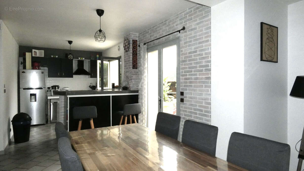 Maison à SAINT-GEIN
