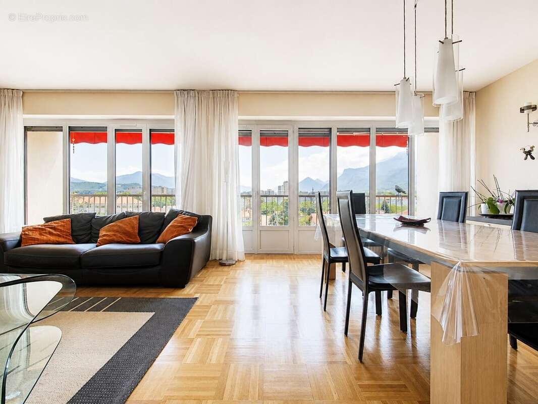 Appartement à ECHIROLLES