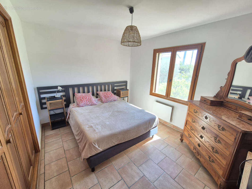 Maison à SOLLIES-PONT