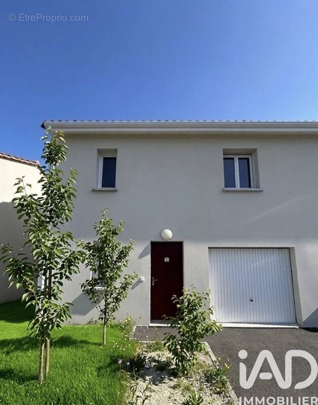 Photo 1 - Maison à BASSENS