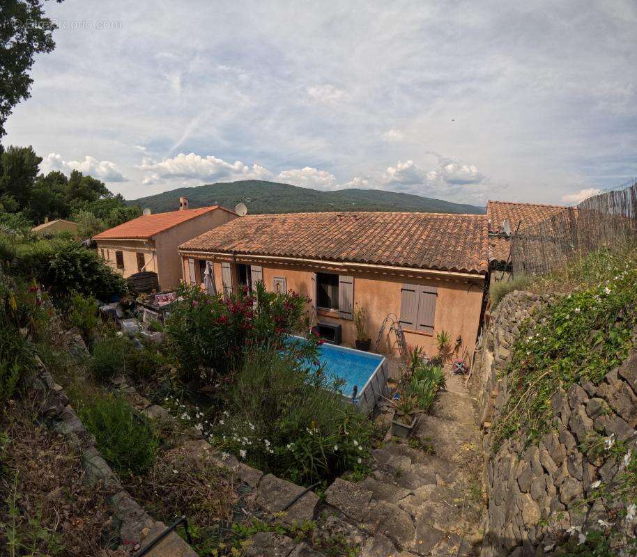 Maison à FIGANIERES