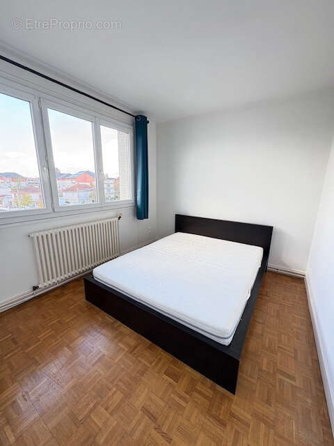 Appartement à FLEURY-LES-AUBRAIS