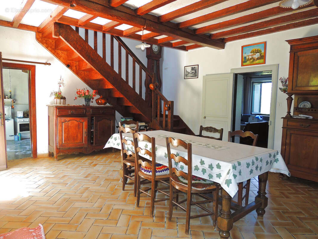 Maison à CASTAGNEDE