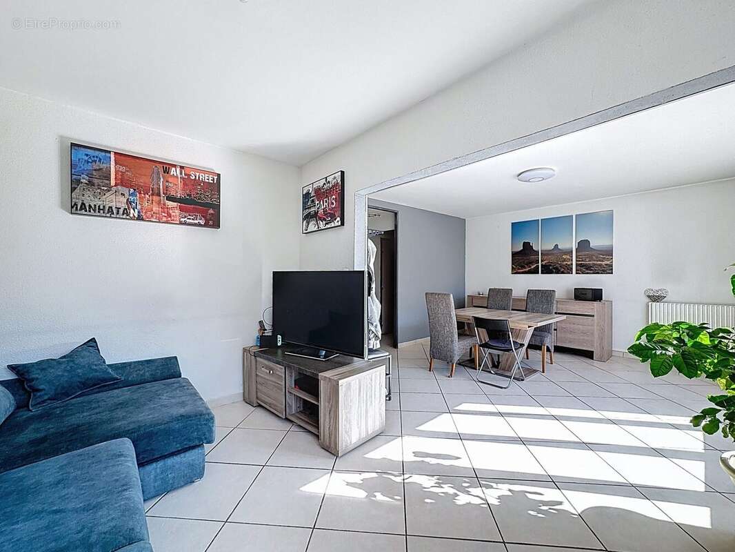 Appartement à LE PONT-DE-CLAIX