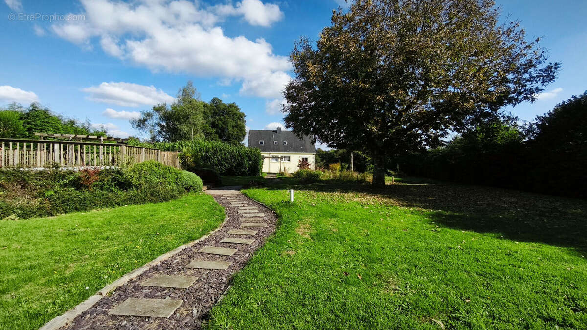 Maison à SAINT-TUGDUAL