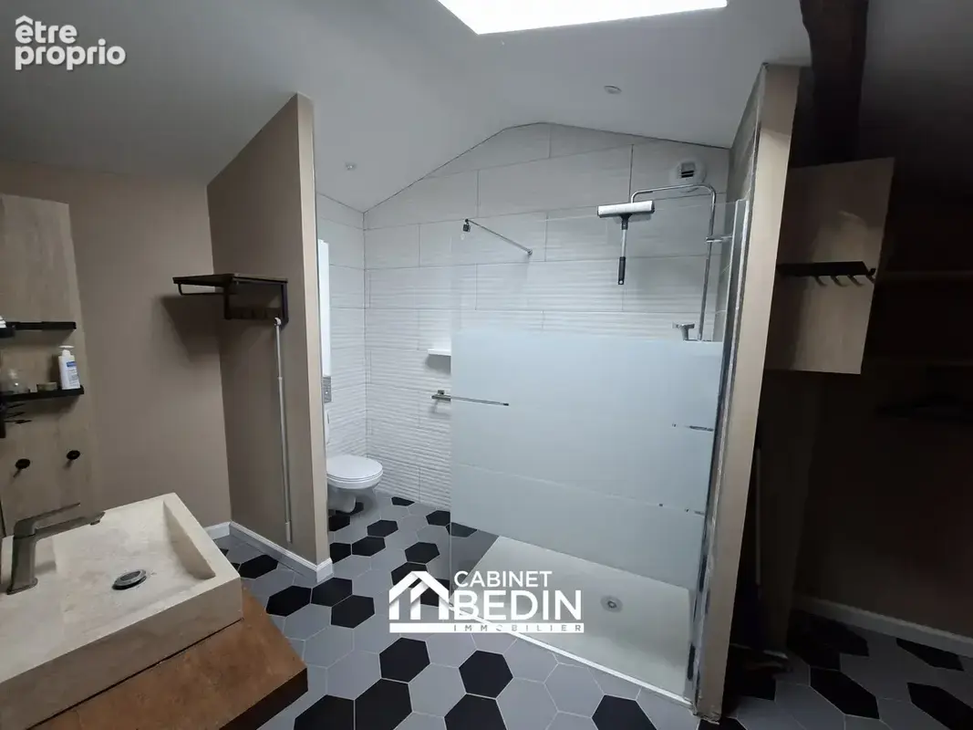 Maison 8 pièces 261 m² à vendre à Saint-Germain-Du-Puch (33750) - photo 4