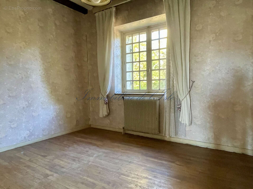Maison à TRELISSAC