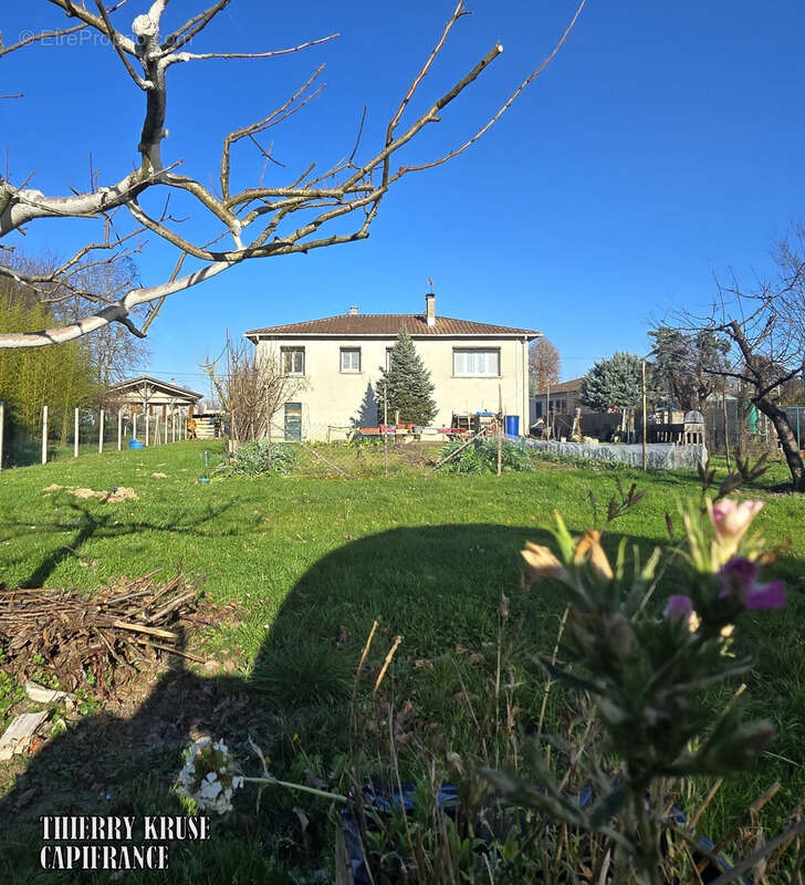 Maison familiale de 109 m² sur grand terrain arboré. Sous-sol complet. Quartier calme à Montauban - photo 18