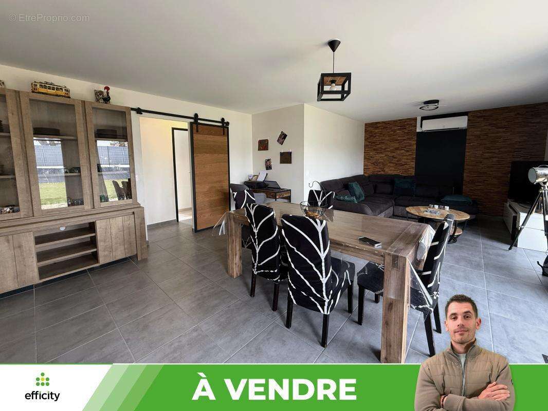 Maison à JAUNAY-CLAN