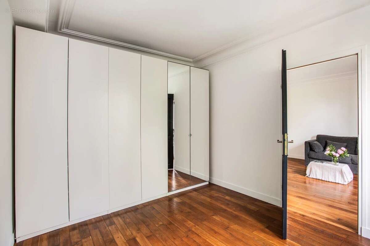Appartement à PARIS-19E