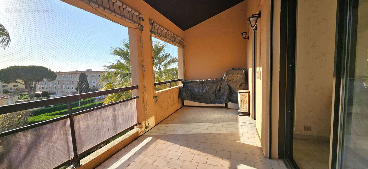 Appartement à SANARY-SUR-MER