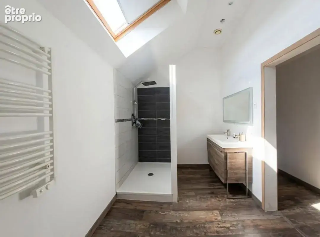Volumes exceptionnels 3/4 chambres grand garage jardin - photo 8