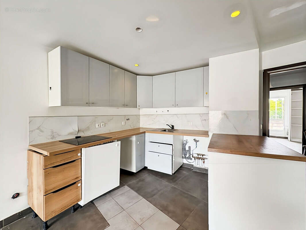 Appartement à MARSEILLE-16E