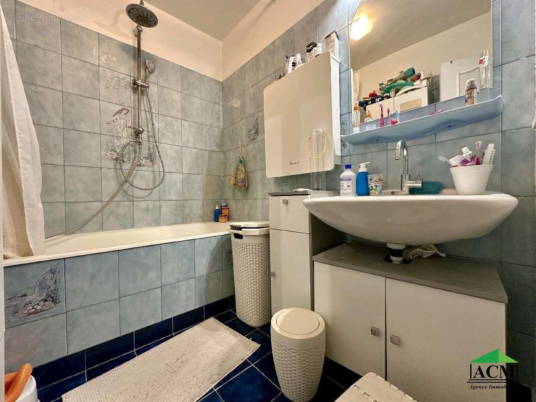 Appartement à MERY-SUR-OISE